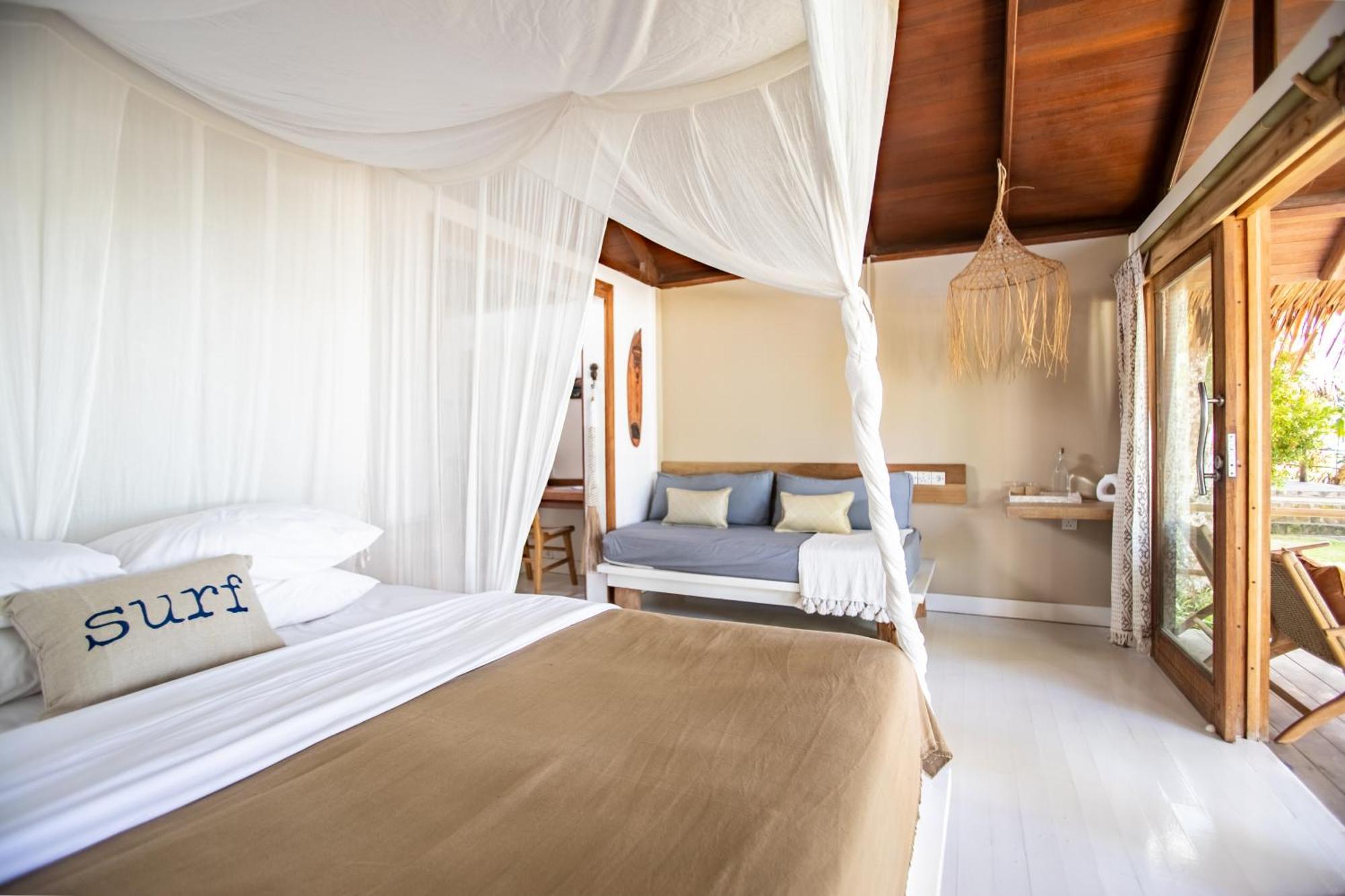 Aloita Resort Mentawai Tua Pejat Bagian luar foto